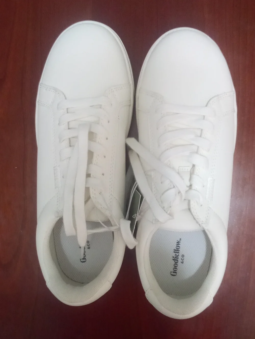 Goodfellow & Co White Low-Top Leather Sneakers NWT $40 Sz  7